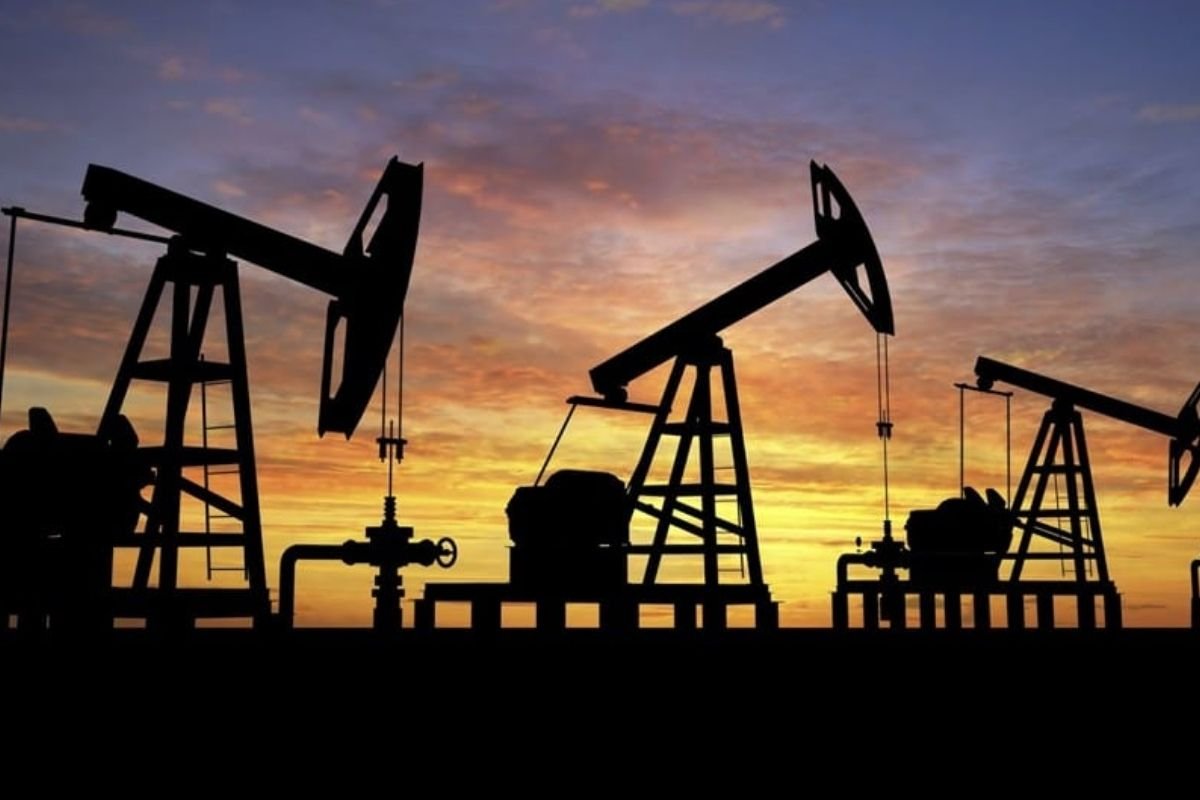 ¿Cómo ganar dinero cuando sube o baja el petróleo?